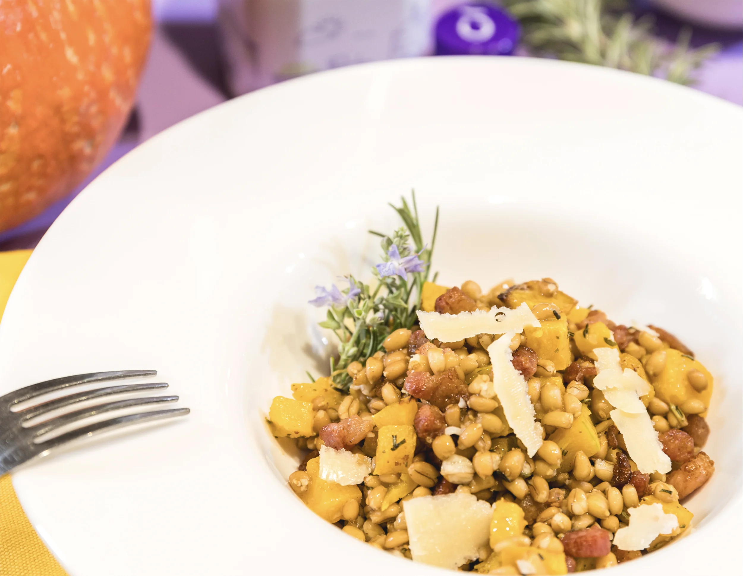 Ricetta Farro con zucca pancetta Uvoilà